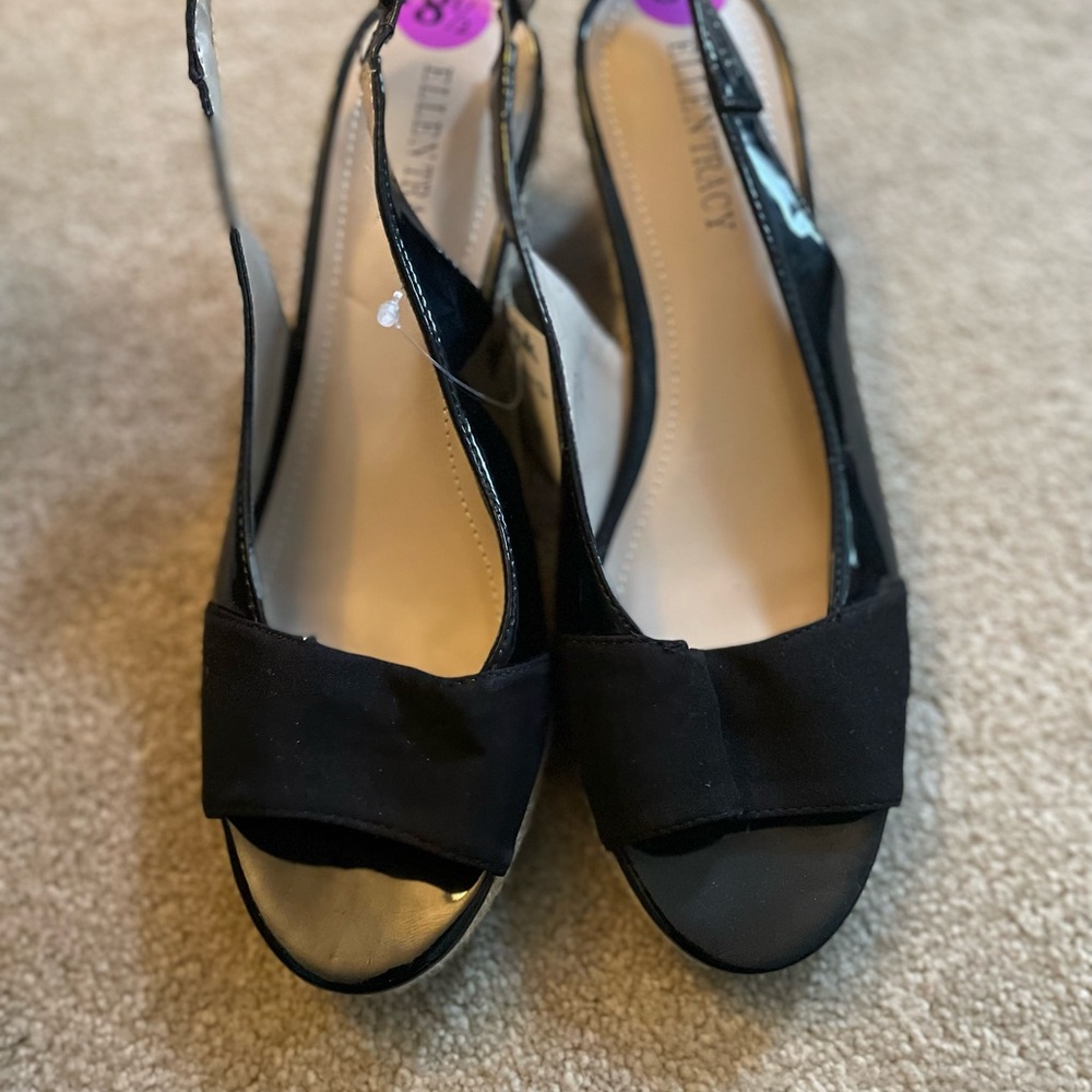 Ellen Tracy Black Suede Slingback Heels